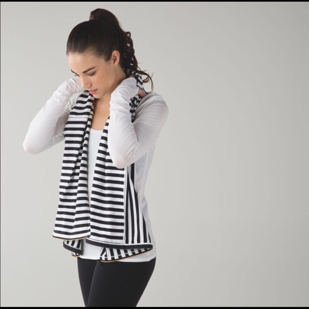 Lululemon Vinyasa Scarf